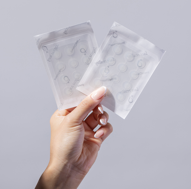 InvisiClear_PDP_Product_Packaging_640x640.png