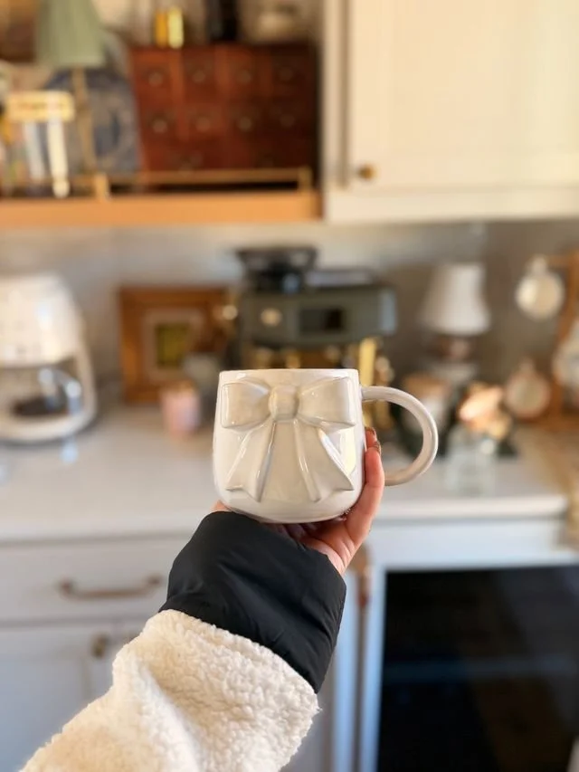 Ceramic White Bow Mug