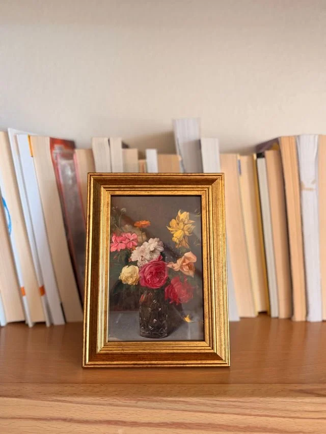 Vintage Style Flower Arrangement Art Print in Gold Frame