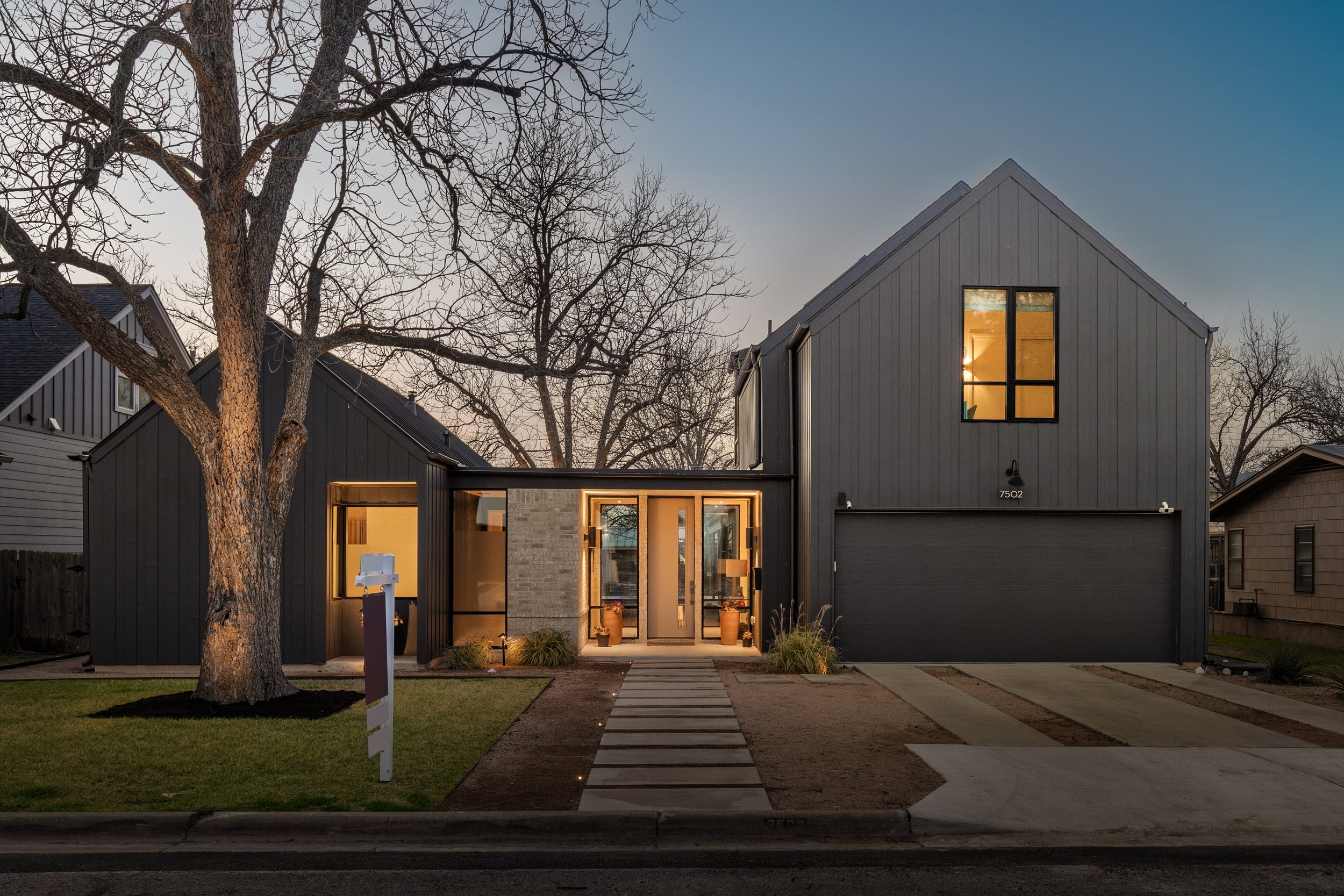 0-print-7502 St Louis St Twilight-1.jpg