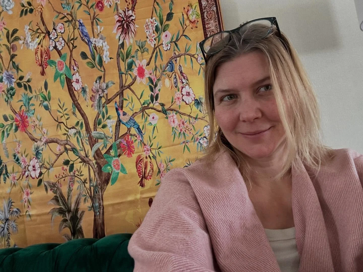 12 DAY countdown to my book release! 🎊🎊🎊 I can hardly breathe with nervous excitement to see this book come alive! It has been, and continues to be, a 4 year process of growing through trauma, breaking my heart open, loving deeper, receiving suppo