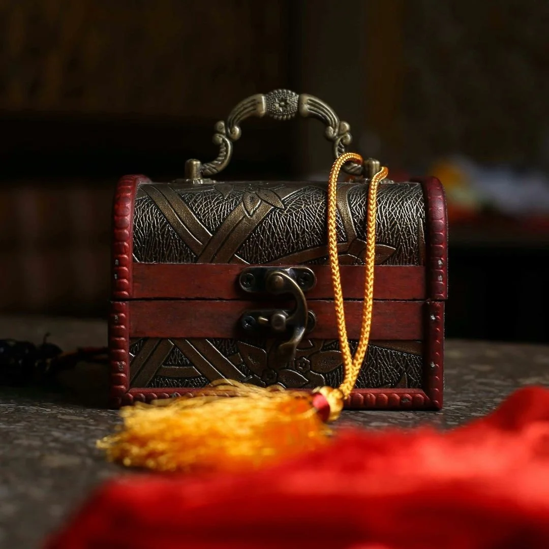 We understand just how important memories are, especially for those with dementia.

Our latest blog shows you how to create a Treasure Chest of Memories &ndash; a beautiful way to preserve shared moments and bring joy. It's a wonderful gift for your 