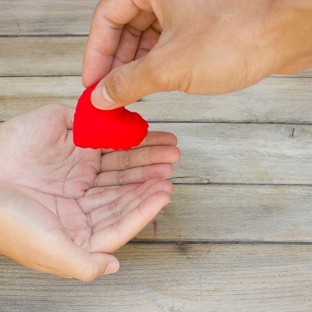 Making Christmas meaningful for everyone 🧡🎄

The festive season is a time for connection and celebration, but for those living with dementia and their families, the sudden changes in routine, bright lights, and busy rooms can sometimes feel overwhe