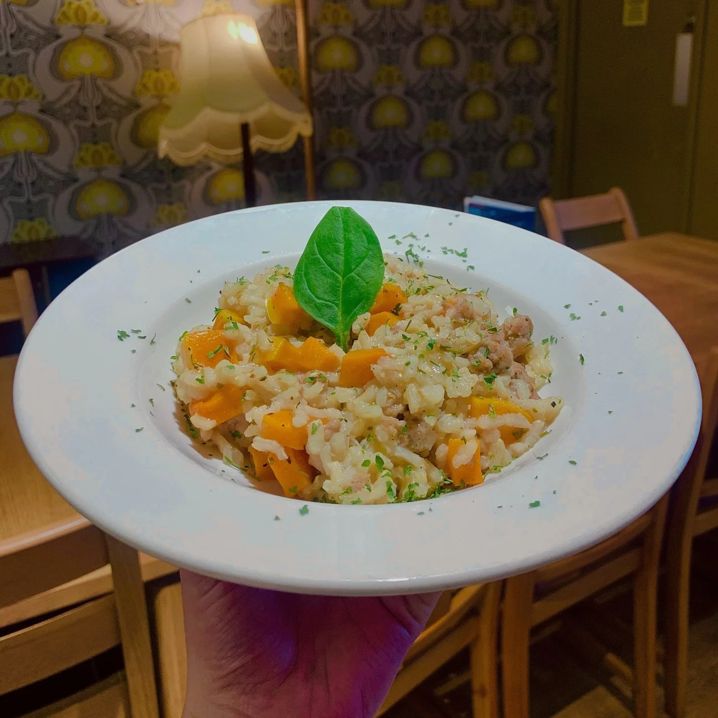 ✨ Next Week&rsquo;s Special ✨

To celebrate Nutrition and Hydration Week (9th&ndash;15th March), we&rsquo;re serving up something warm, wholesome and
full of flavour at Moments Caf&eacute;! 

Sausage &amp; Butternut Squash Risotto&mdash; creamy rice,