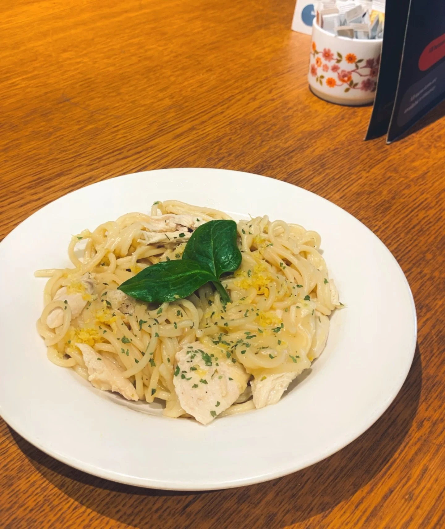 Next week&rsquo;s special is here and it&rsquo;s pure comfort on a plate 🍋🍝

Creamy lemon chicken pasta &mdash; tender chicken, silky sauce, a fresh citrus kick and finished with herbs&hellip; simple, satisfying, and full of flavour ✨

Pop in to Mo