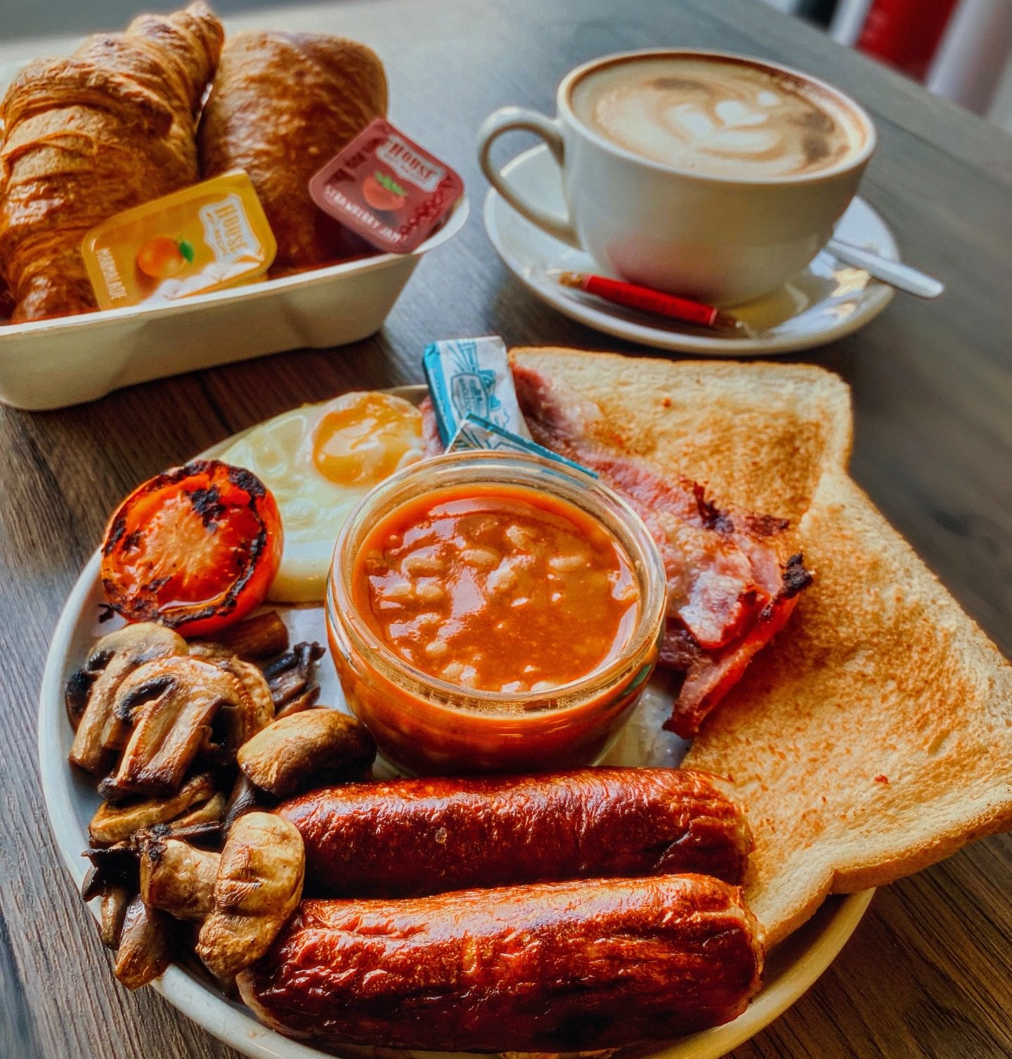 More than just breakfast 🍳 

Every coffee poured, every plate served, helps support the incredible work of our charity @memorymatterssw ☕✨

From a full English to a flaky croissant and coffee, your visit makes a real difference &mdash; supporting pe