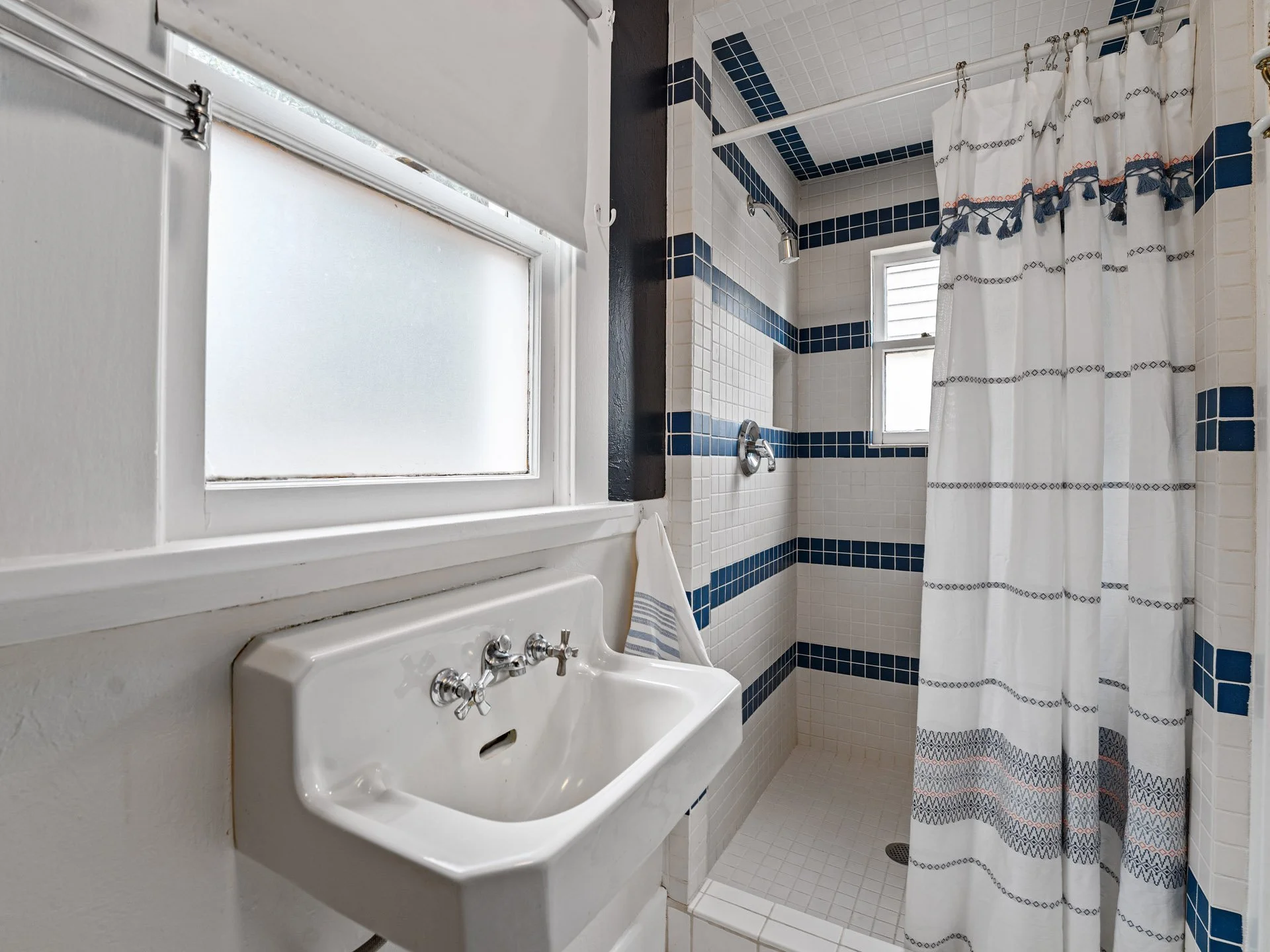 3956 N Longview Ave, Portland-WEB-29.jpg