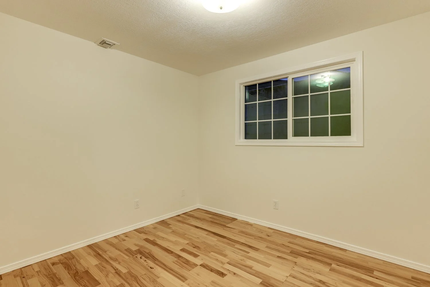 8704 NE Brazee St - WEB-14.jpg