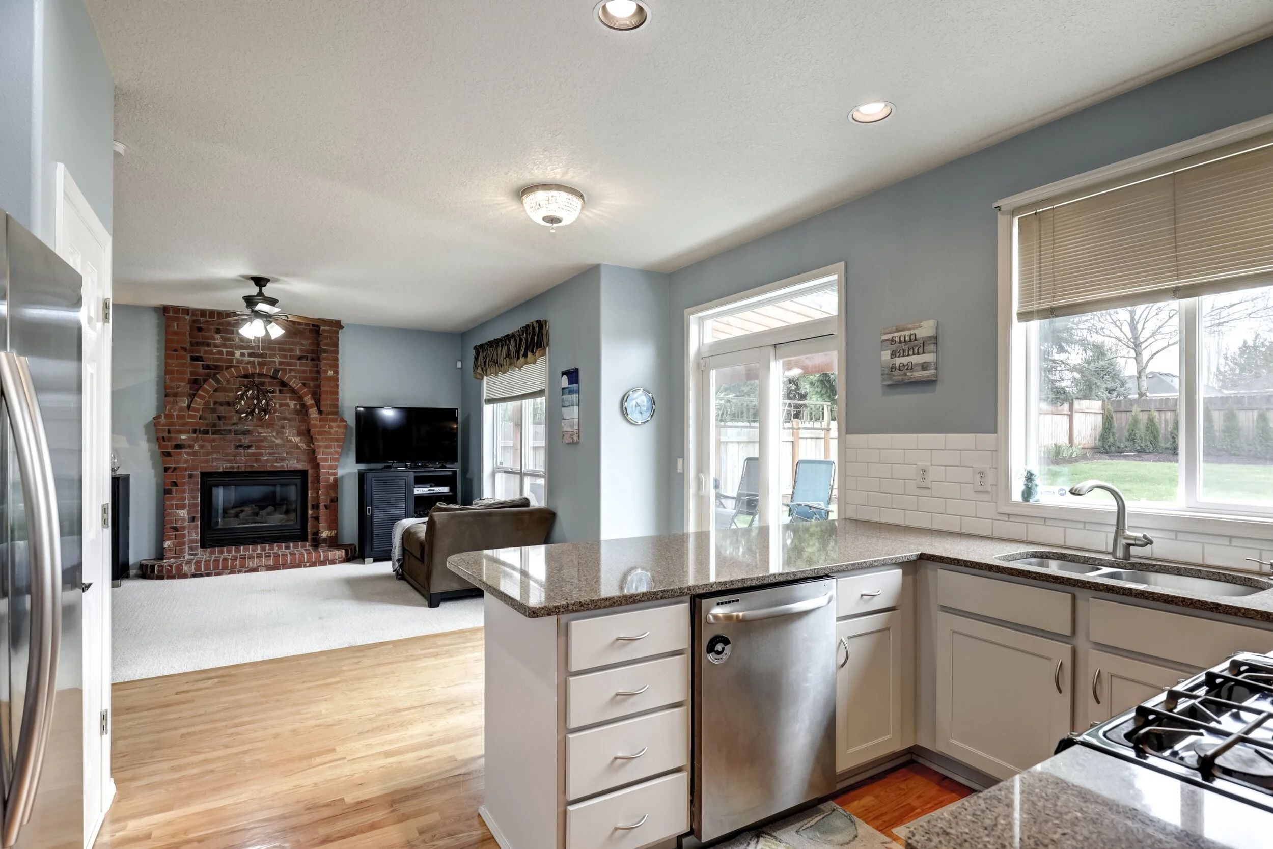 17112 NW Stoller Dr-12.jpg