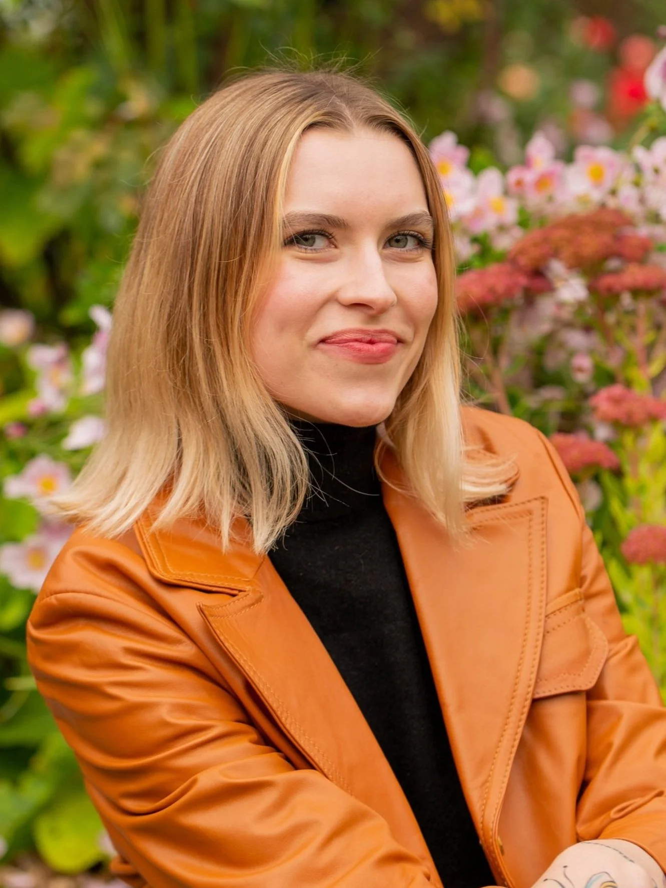 Anna Thomas
OFFICE MANAGER