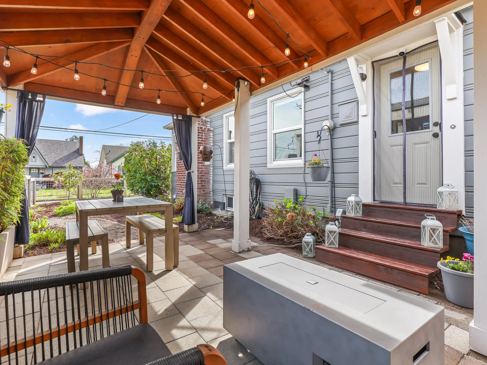 8111 N Washburne Ave - MLS-60.jpg