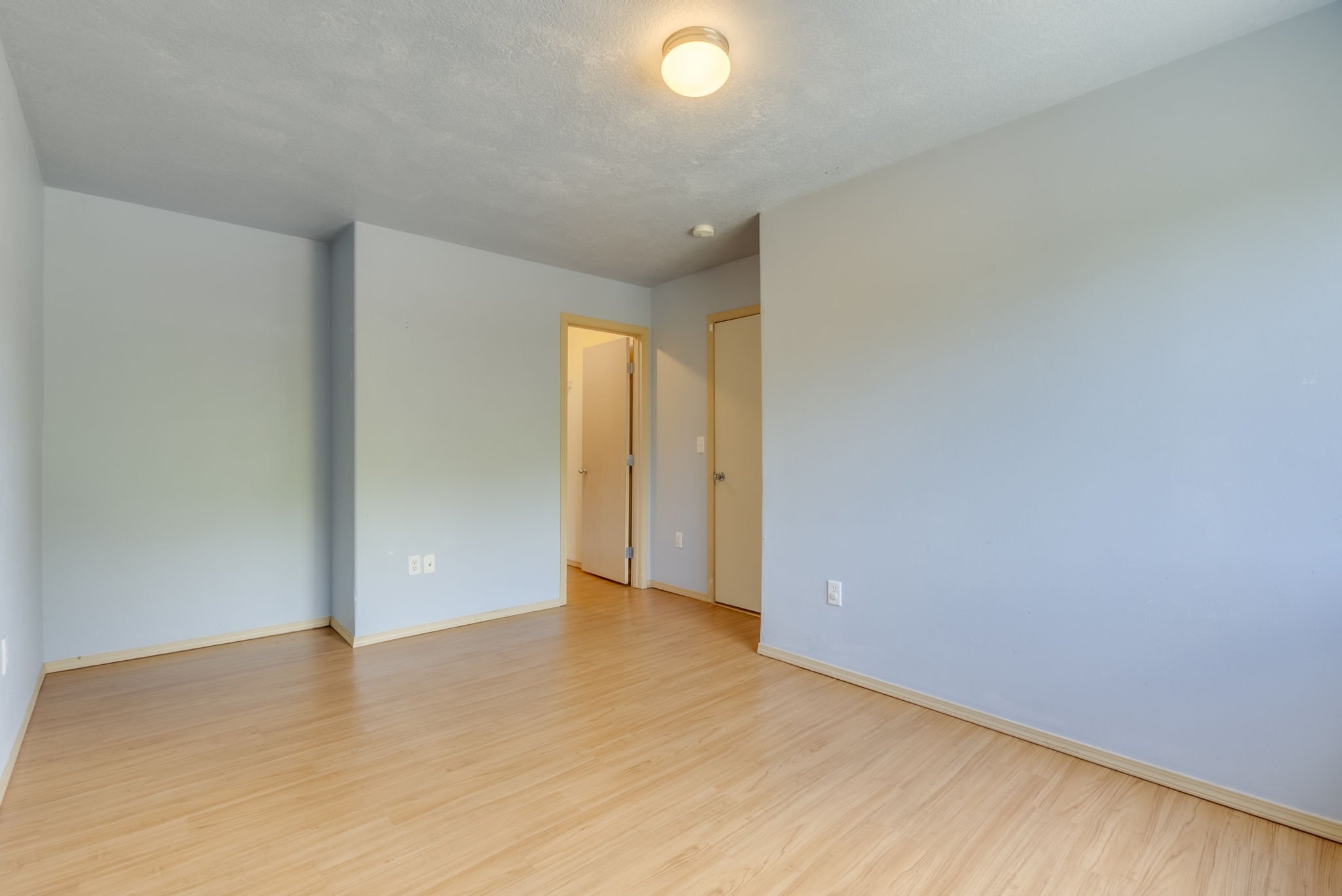 51-web-or-mls-9568-n-tioga-ave.jpg