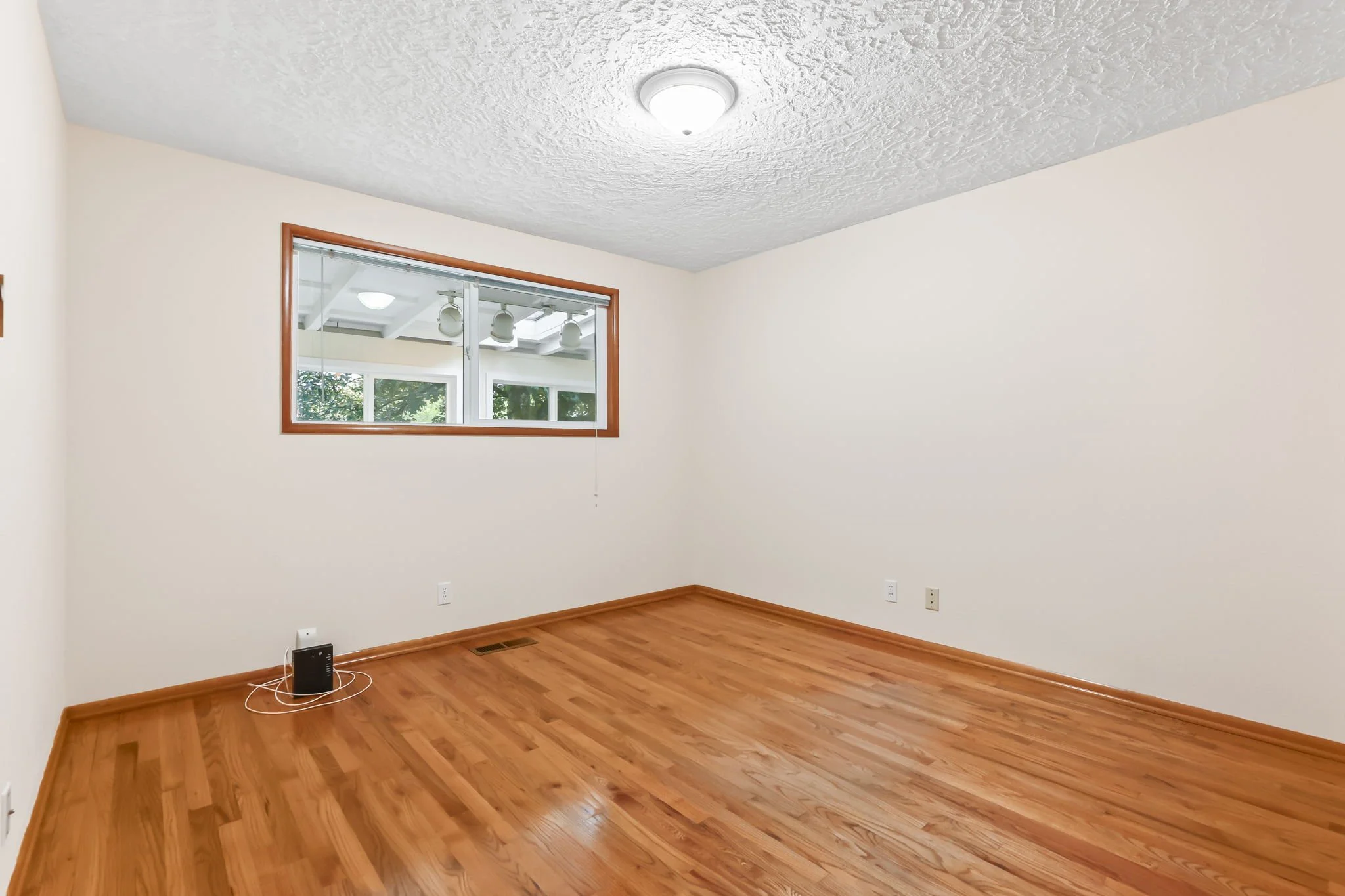 11665 SE 33rd Ave-36.JPG
