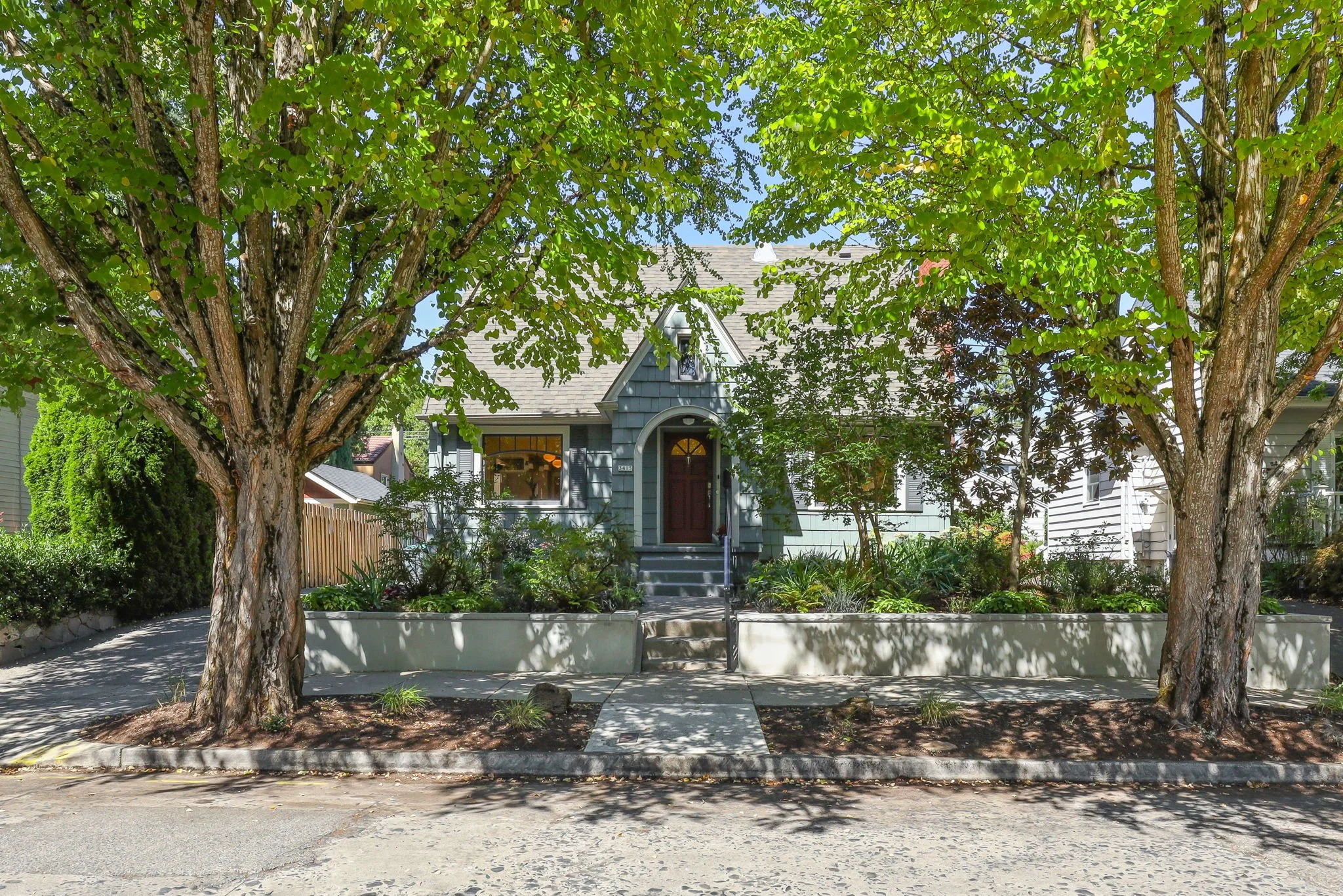 3415 NE Tillamook St-2.jpg