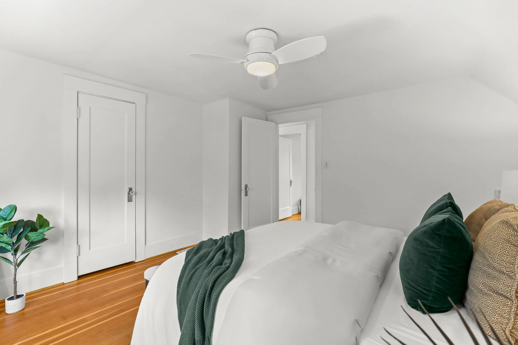 3415 NE Tillamook St-33.jpg