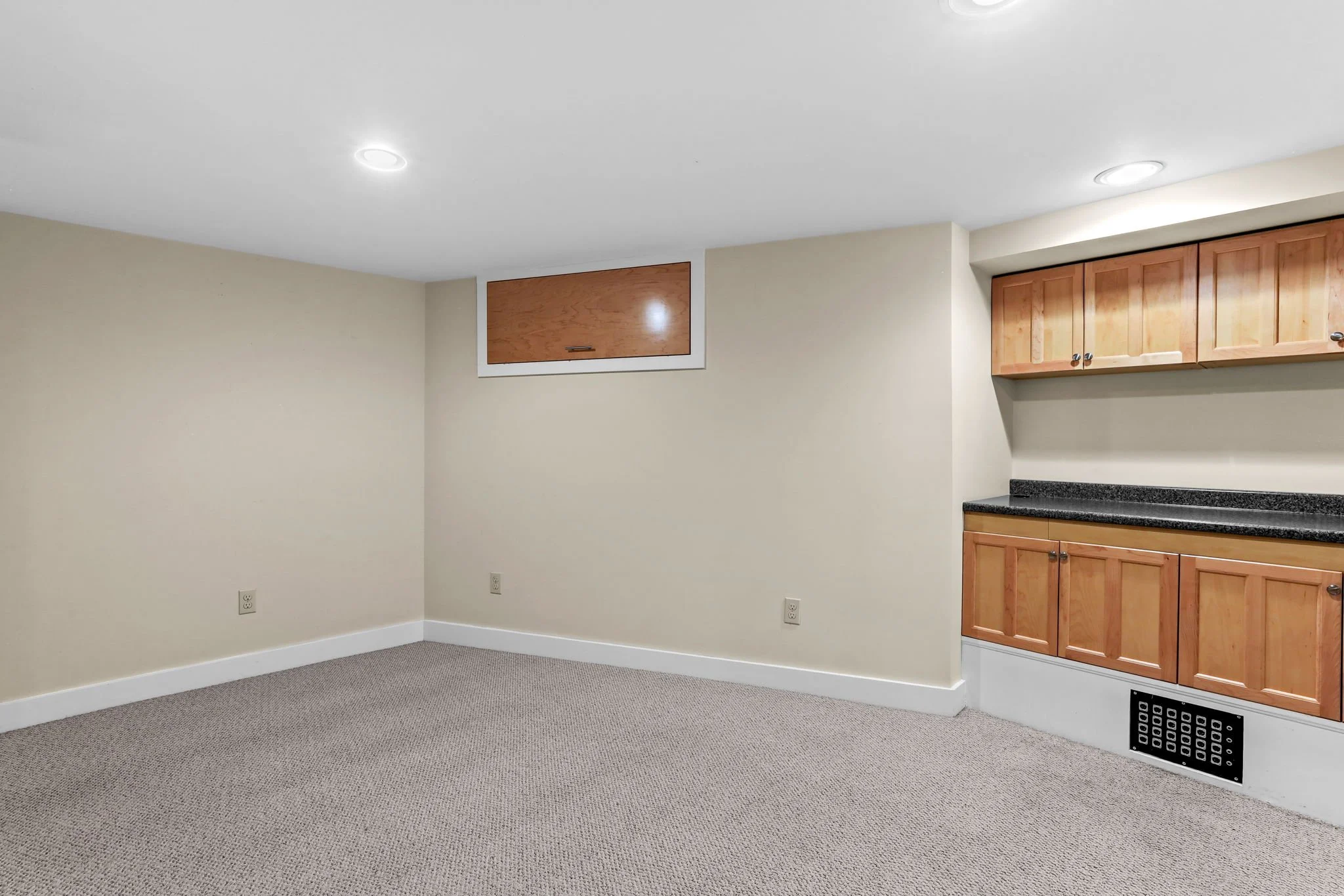 3415 NE Tillamook St-46.jpg