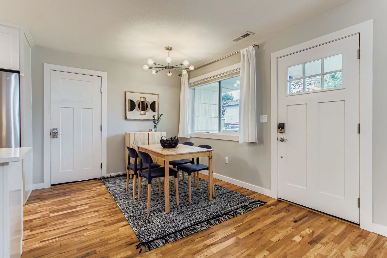 6616 SE 75th Ave - Web Quality - 012 - 10 Dining Room.jpg