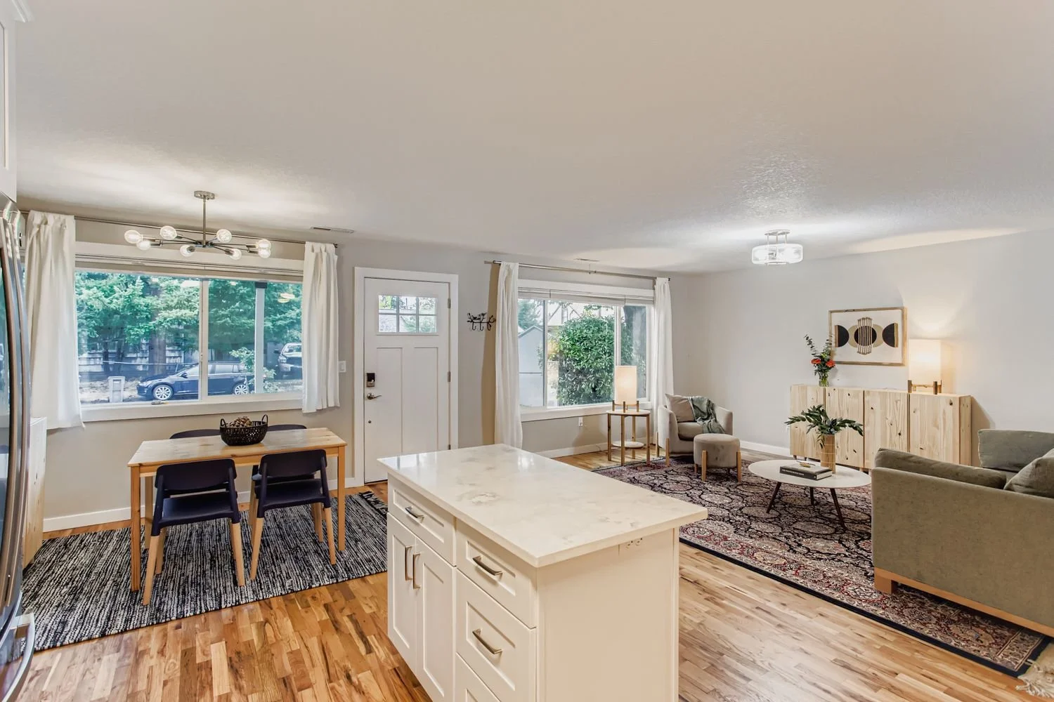 6616 SE 75th Ave - Web Quality - 017 - 15 Kitchen.jpg