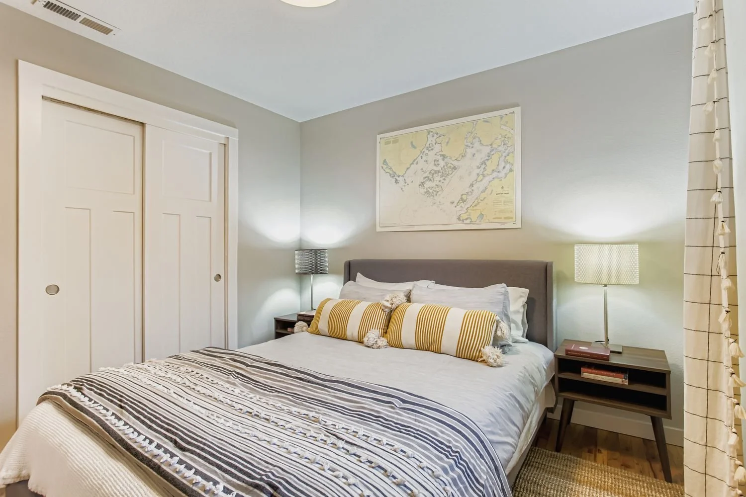 6616 SE 75th Ave - Web Quality - 026 - 24 Bedroom.jpg