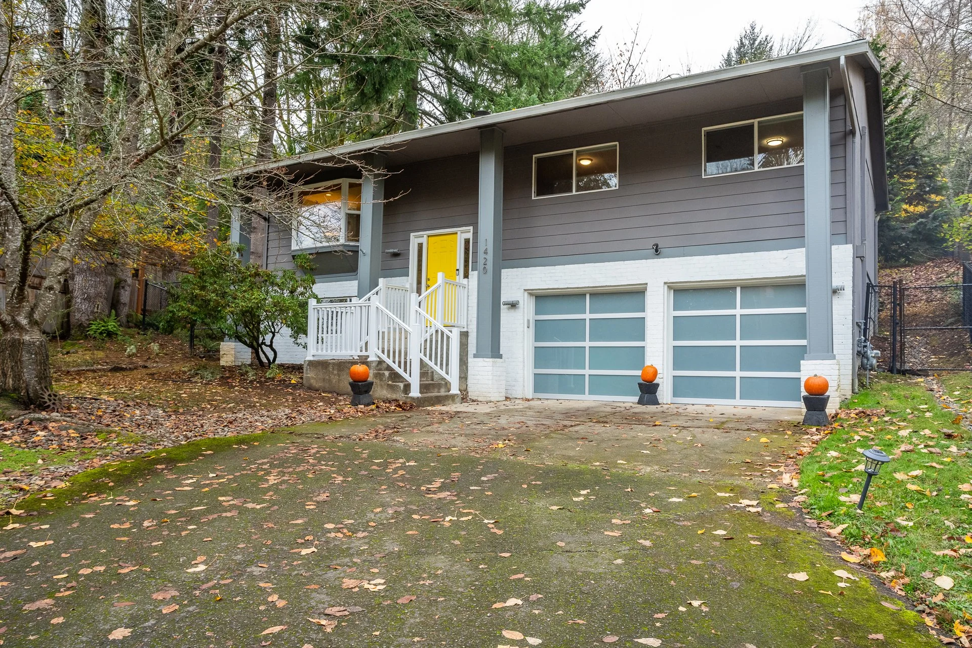 Updated Split-Level on Serene Gresham Butte