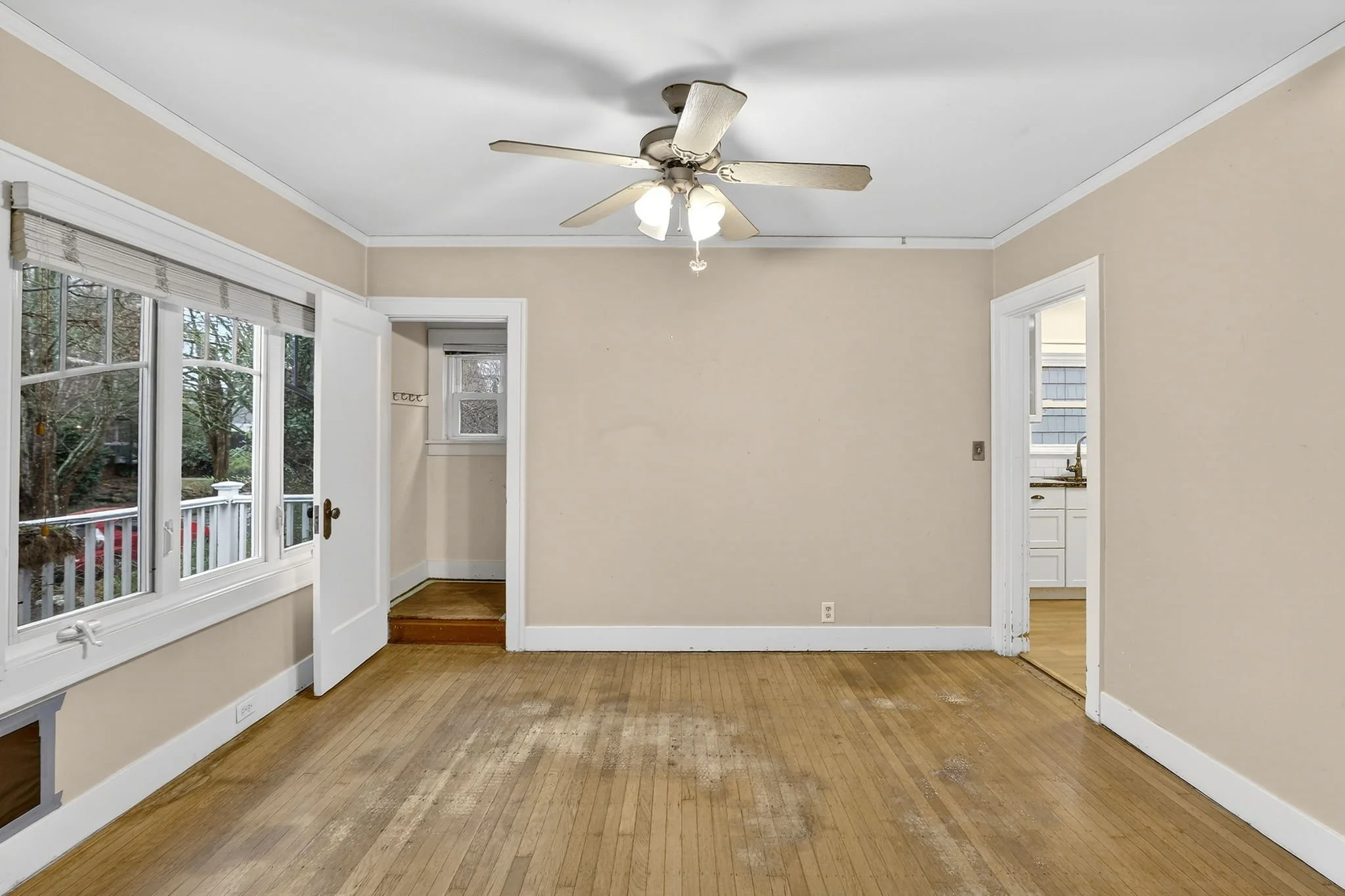 3425 NE Tillamook St-12.jpg