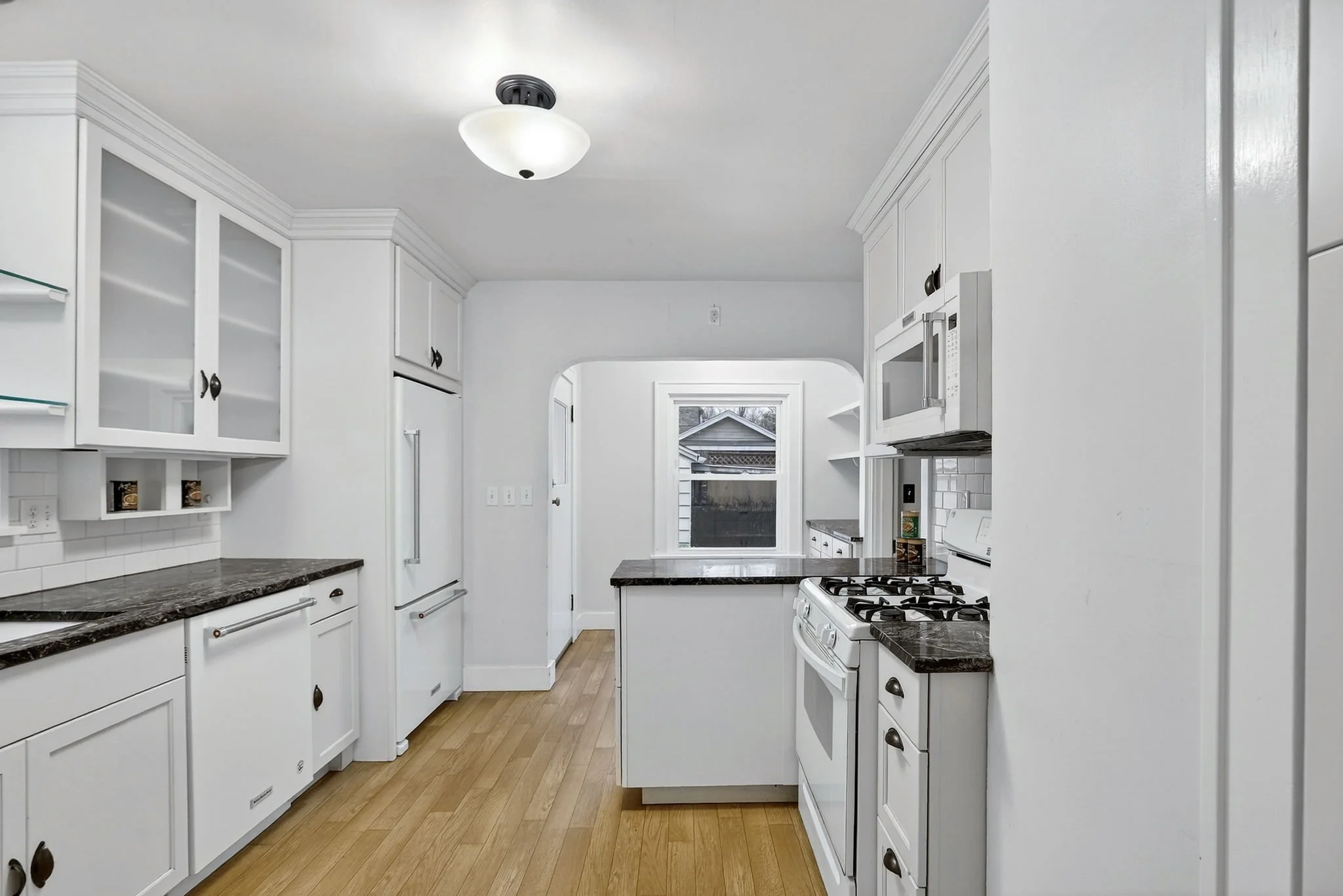 3425 NE Tillamook St-15.jpg