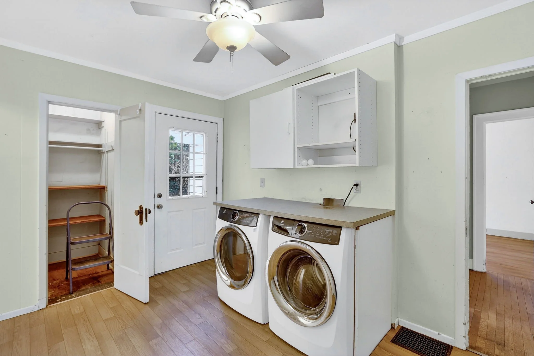 3425 NE Tillamook St-24.jpg