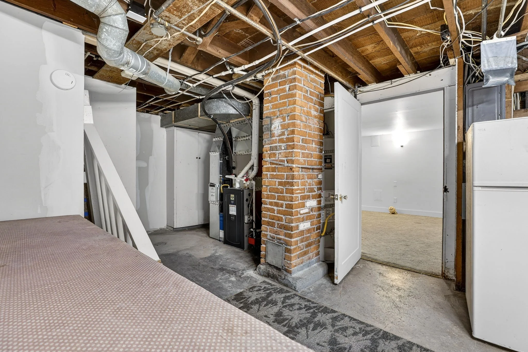 3425 NE Tillamook St-39.jpg