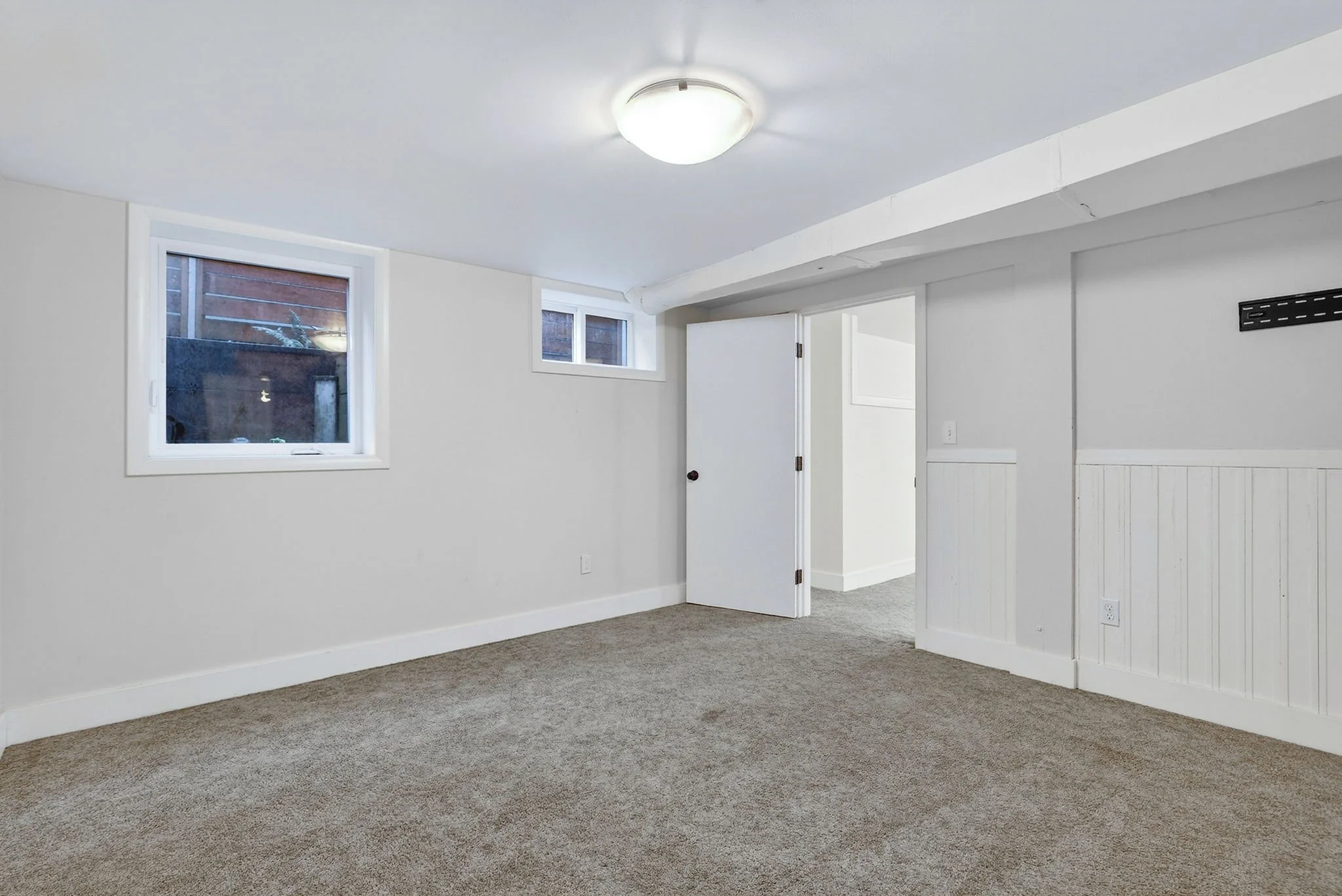 3425 NE Tillamook St-42.jpg