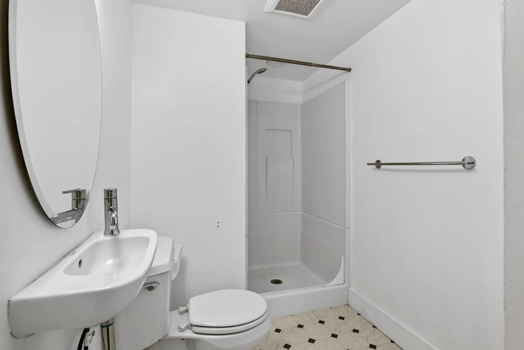 3425 NE Tillamook St-44.jpg