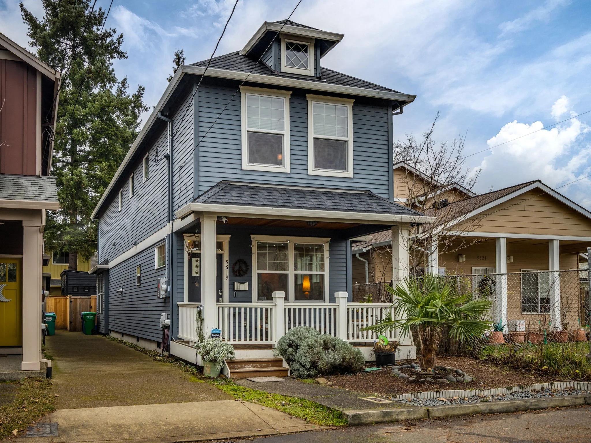 5619 SE Carlton St, Portland-1.jpg