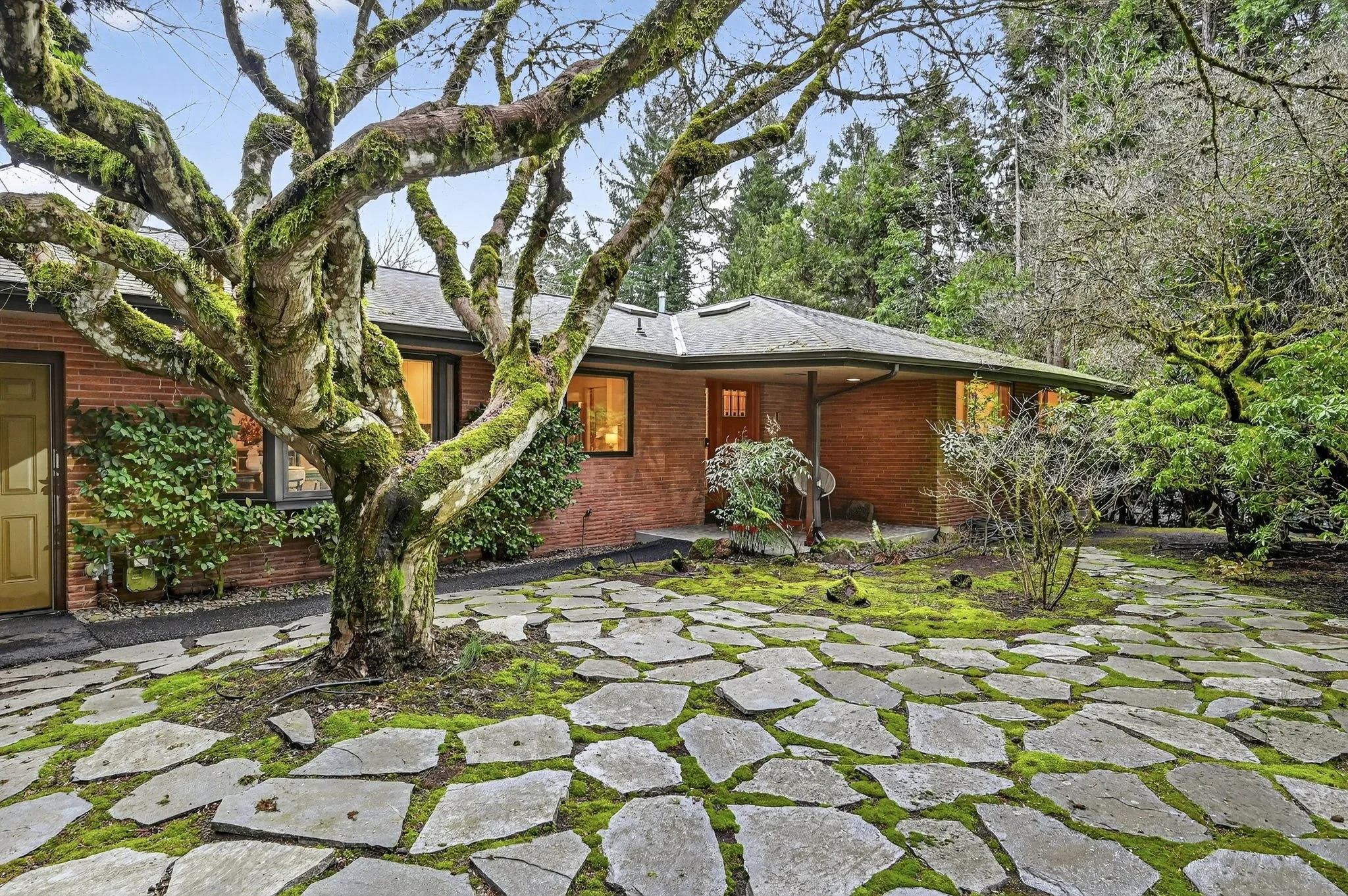 Dunthorpe English Garden Estate