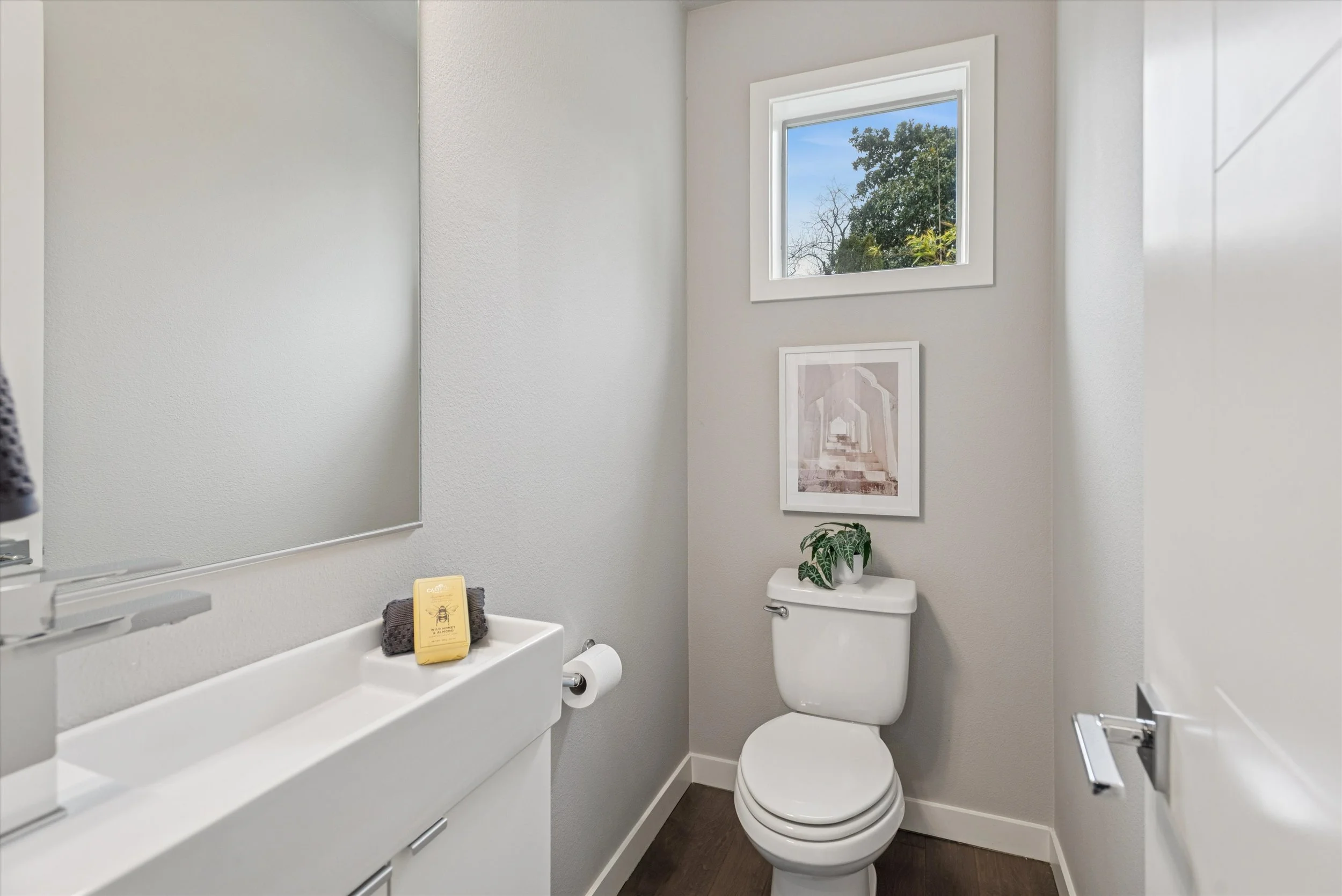 21-SE 29th Ave - Portland - 101.jpg