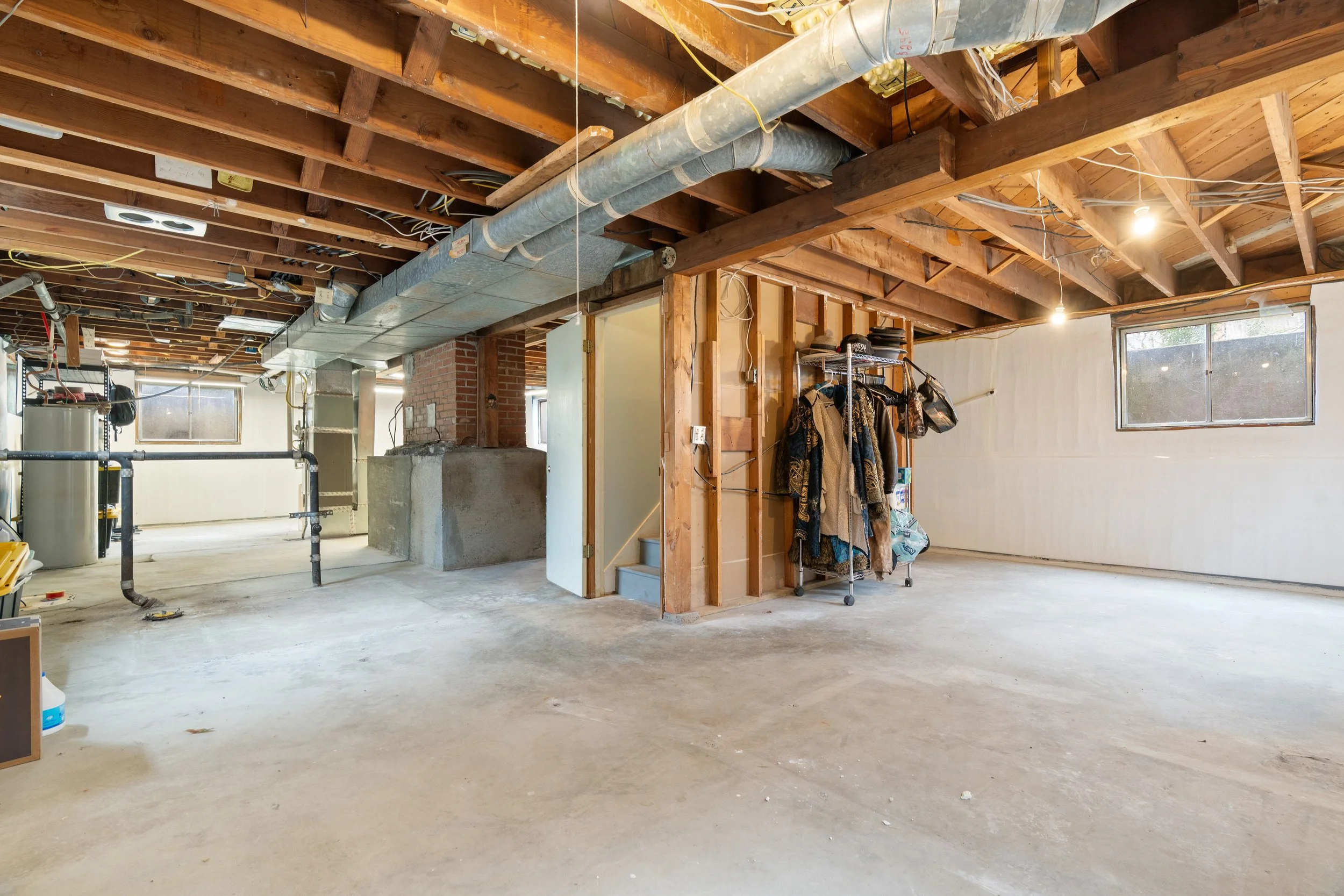 09b_Basement.jpg