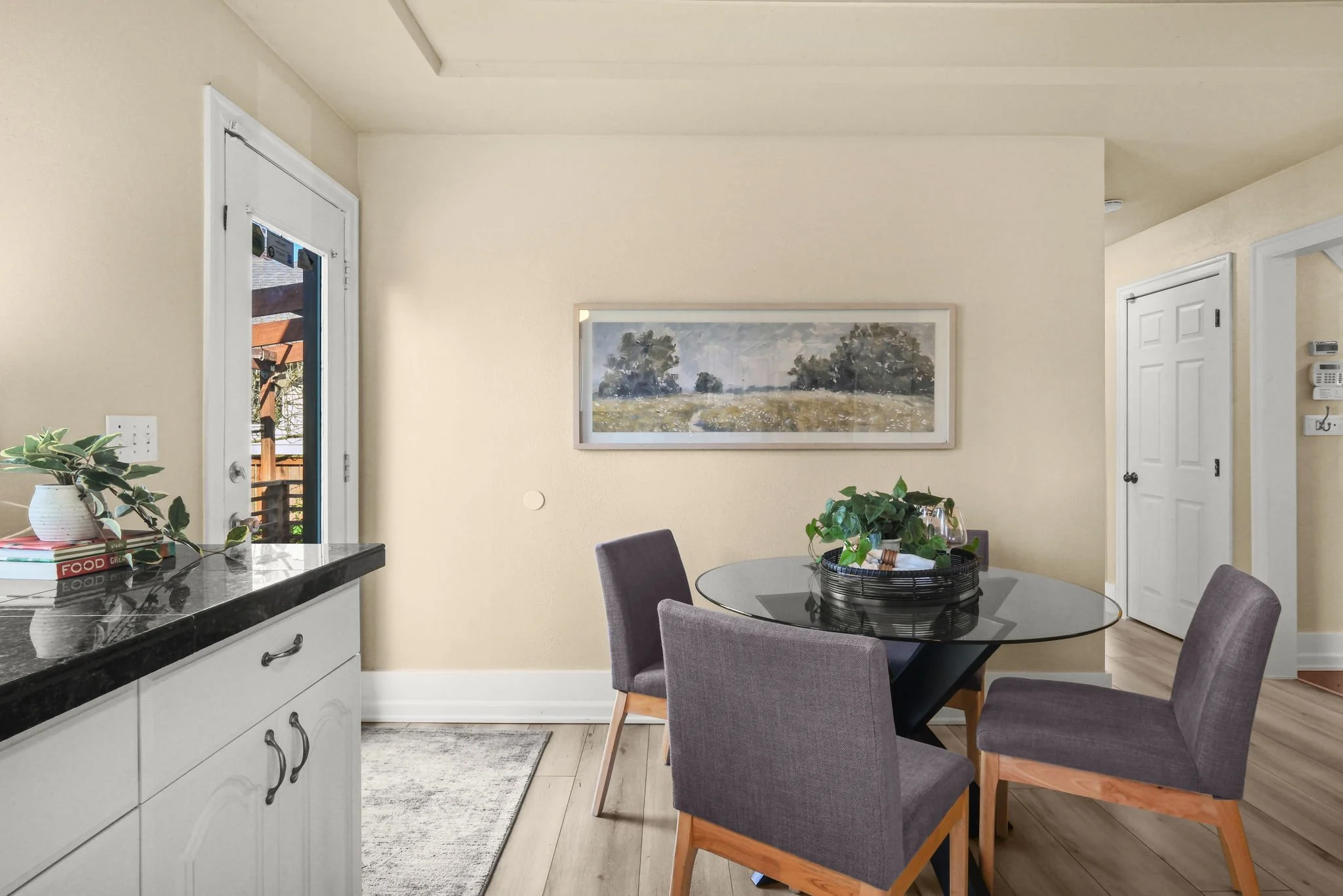 9648 N Central St-12.jpg