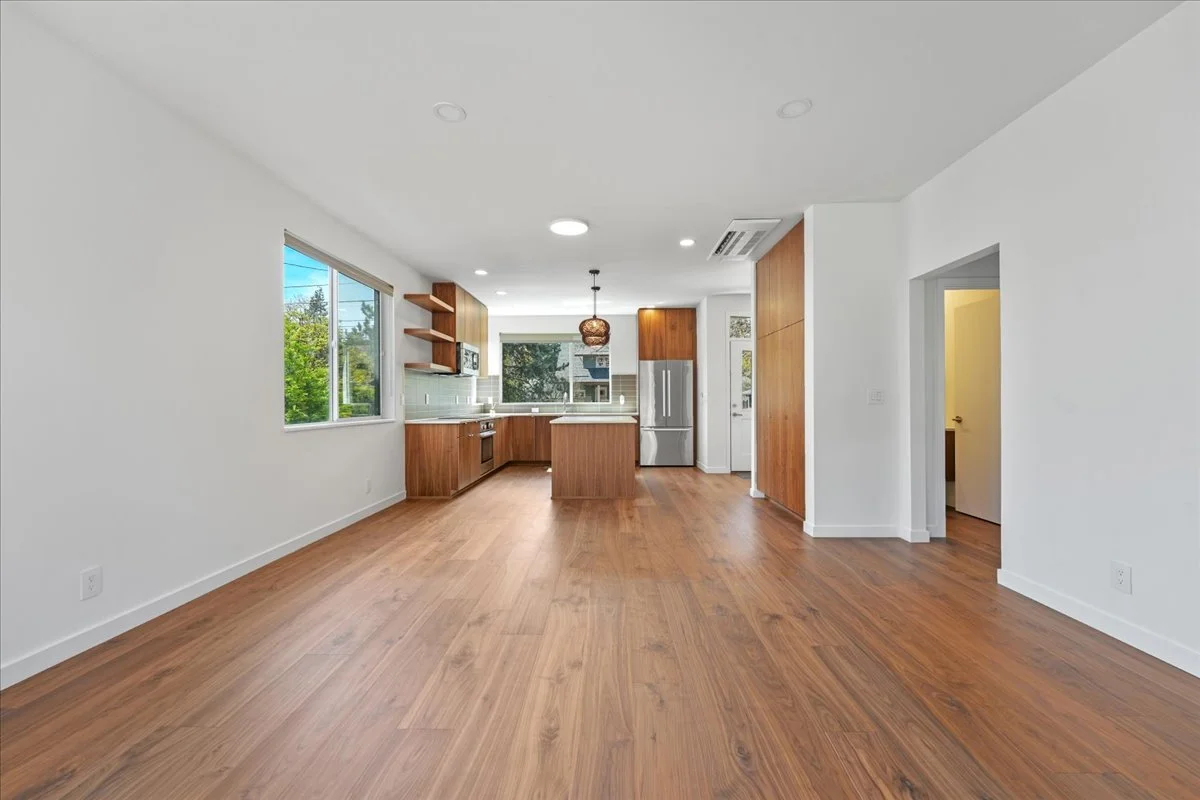 16-6342 NE 33rd Ave unit a-15.jpg