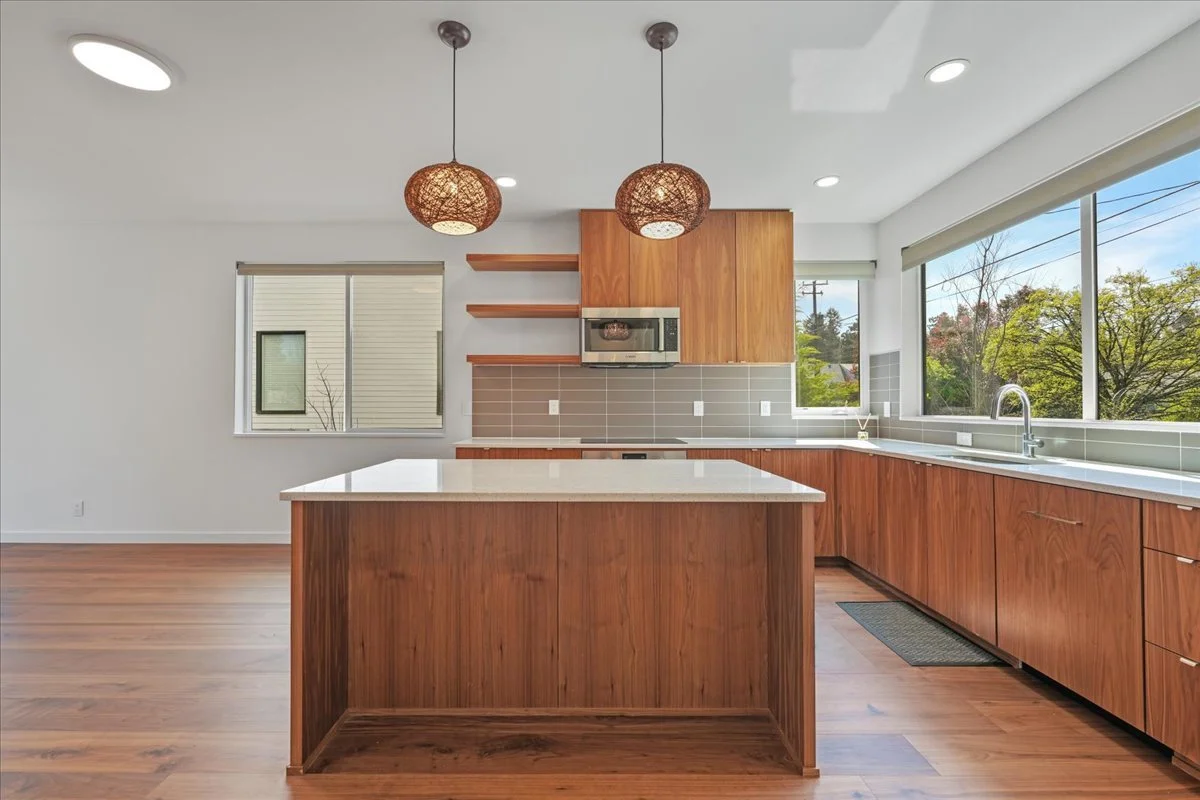 21-6342 NE 33rd Ave unit a-20.jpg