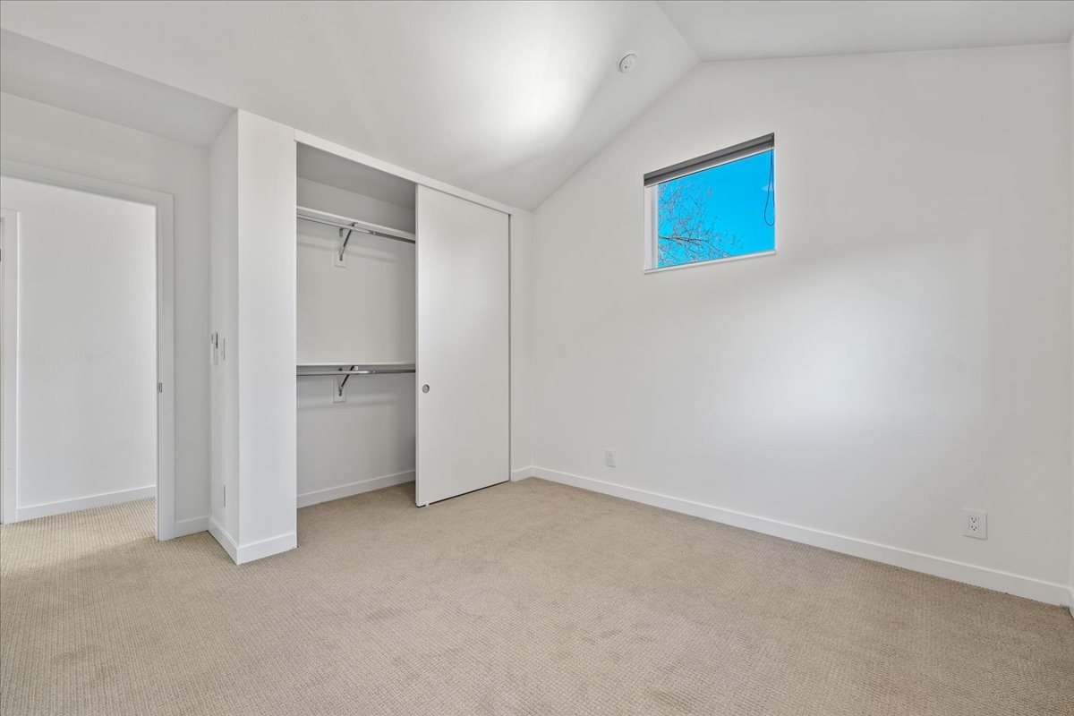 28-6342 NE 33rd Ave unit a-28.jpg