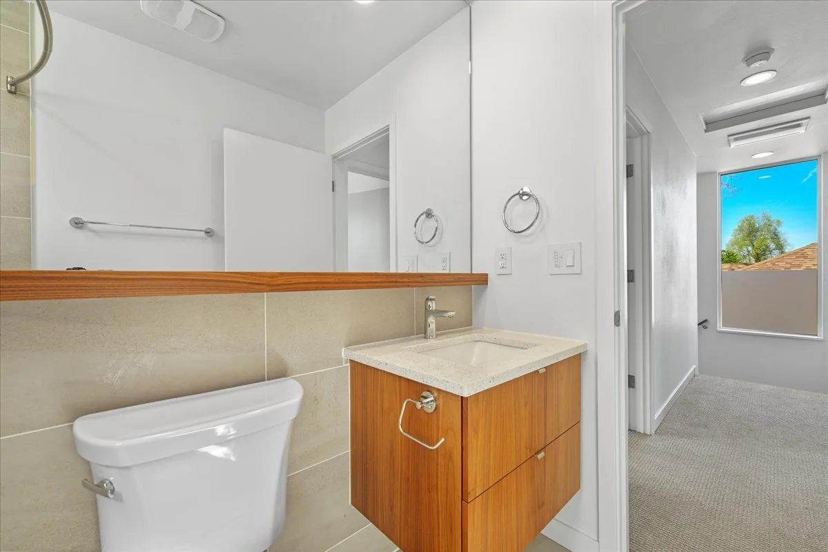 32-6342 NE 33rd Ave unit a-32.jpg