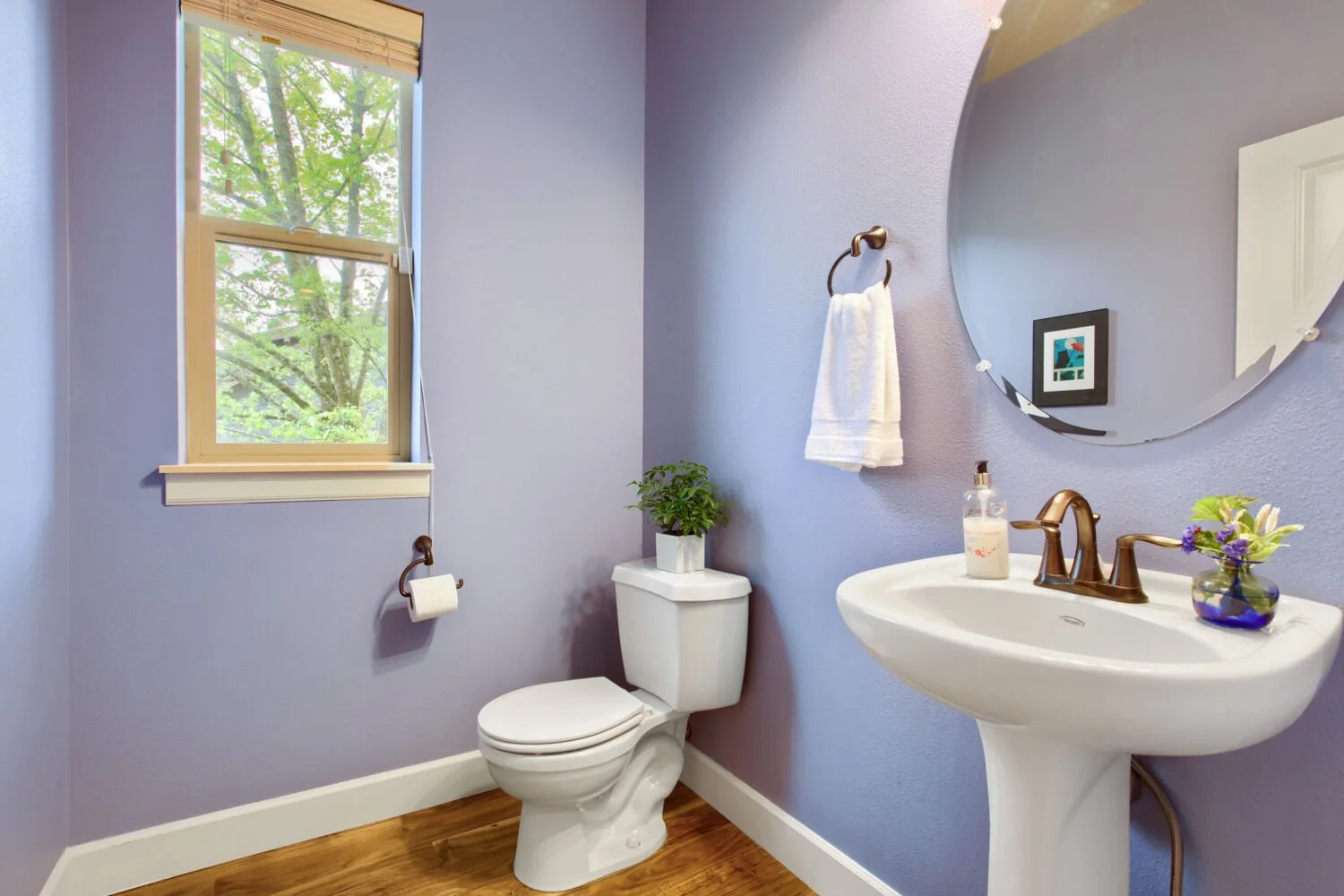 11682 SE Carter Ln - Web Quality - 026 - 20 Powder Room.jpg
