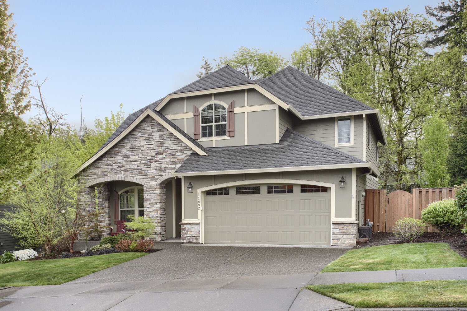 11682 SE Carter Ln - Web Quality - 009 - 03 Exterior Front.jpeg