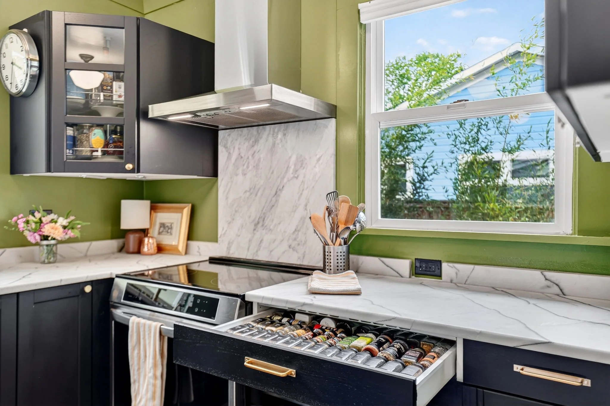 6124 NE Hoyt St-30.jpg