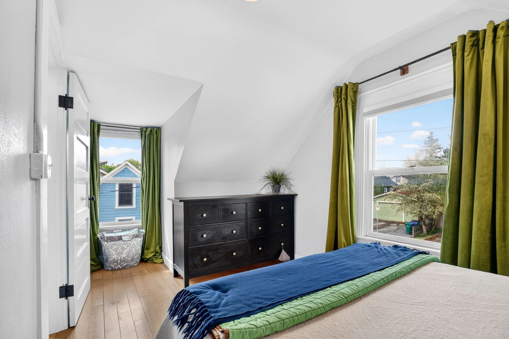 6124 NE Hoyt St-42.jpg