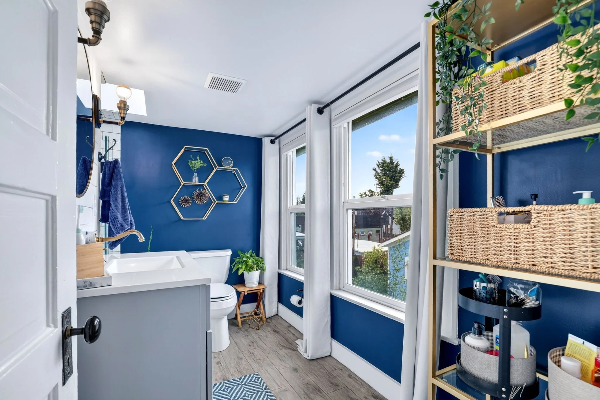 6124 NE Hoyt St-43.jpg