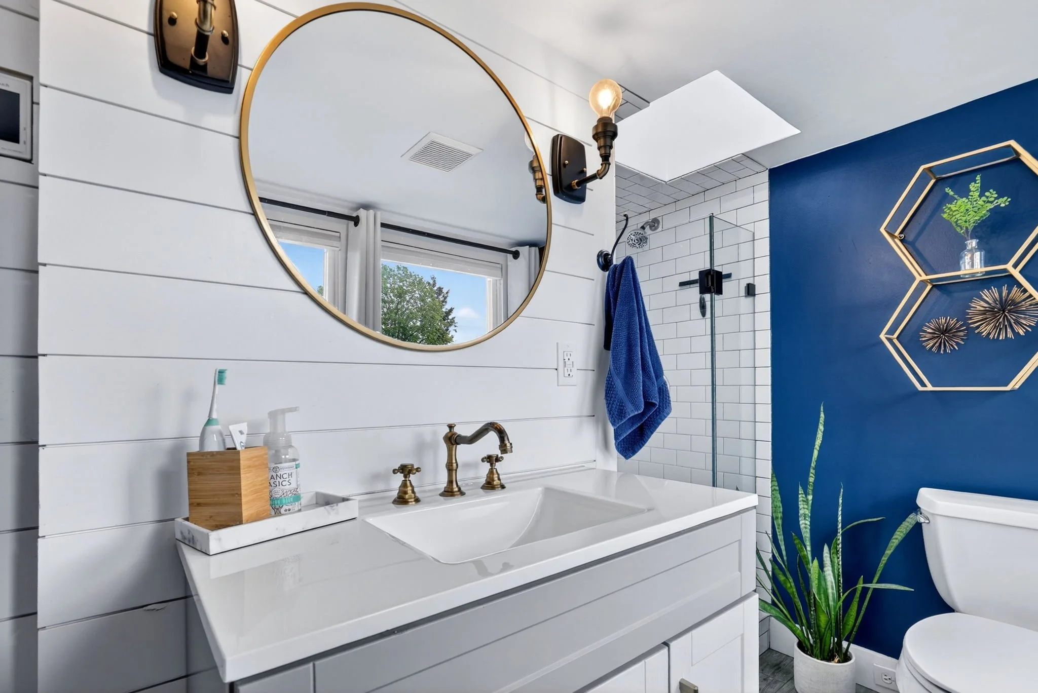 6124 NE Hoyt St-44.jpg