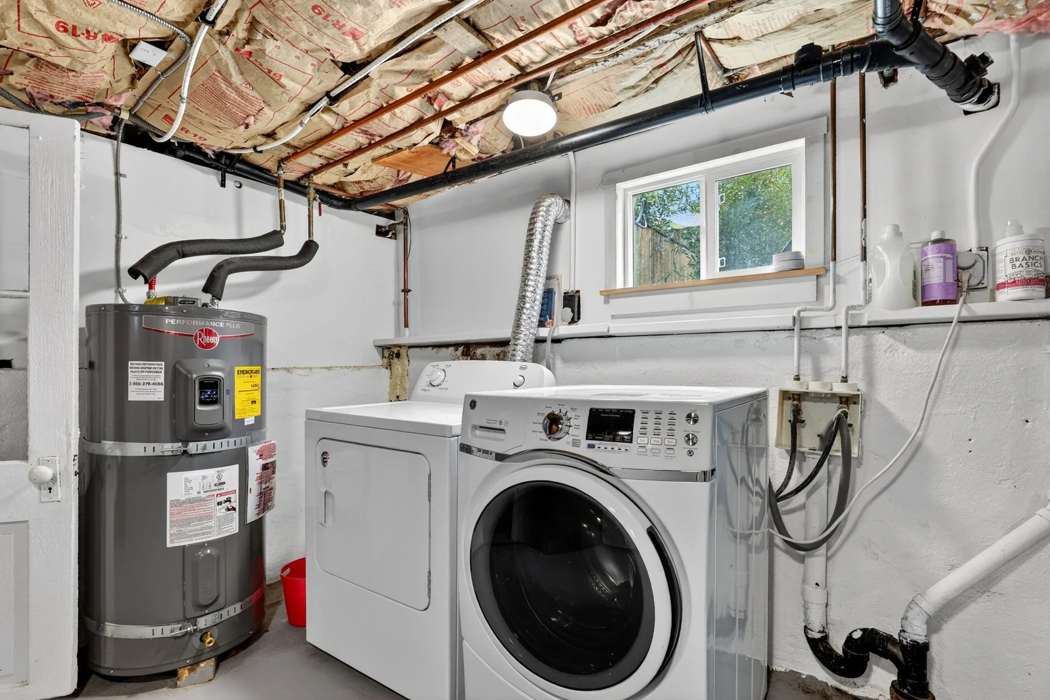 6124 NE Hoyt St-54.jpg