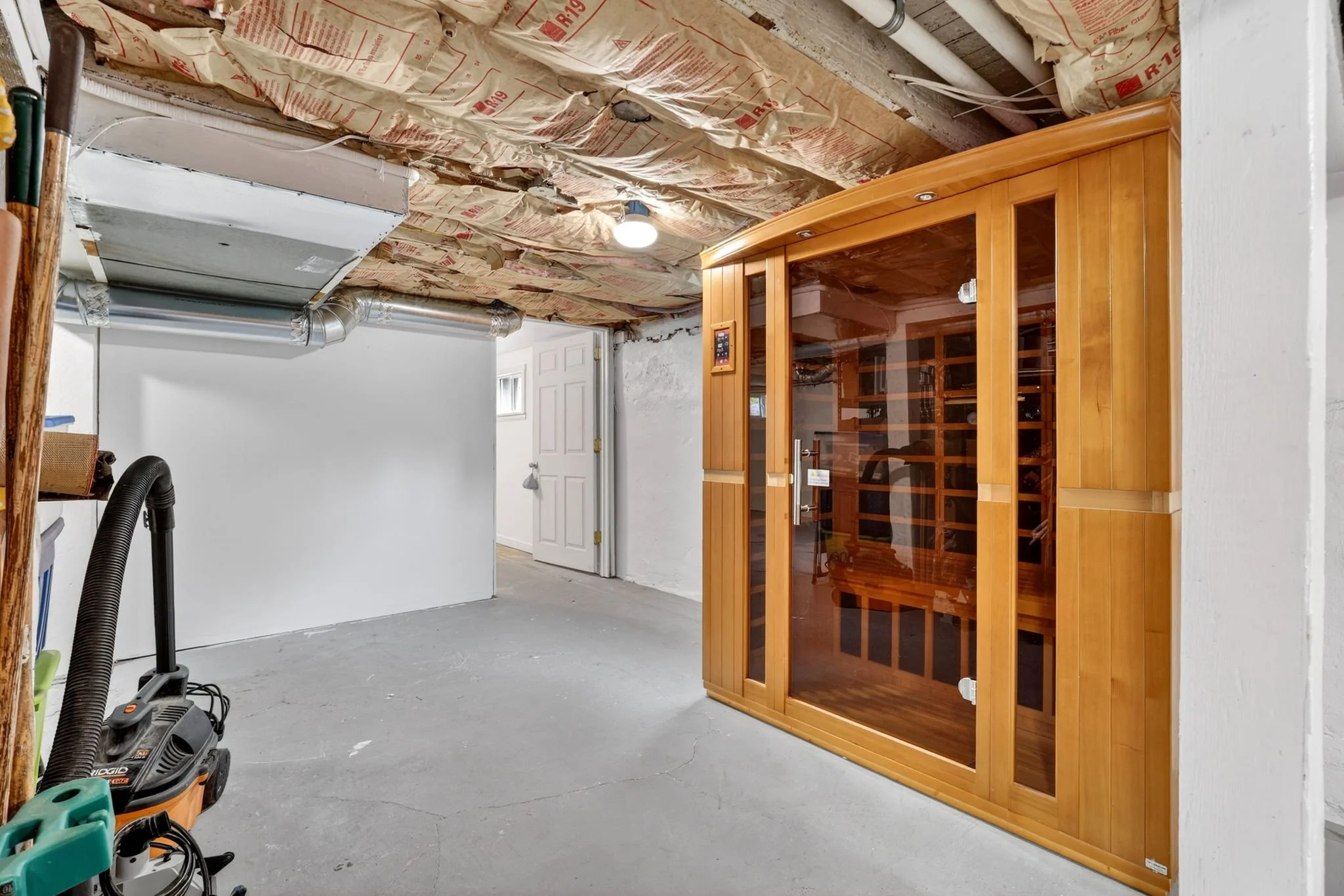 6124 NE Hoyt St-56.jpg
