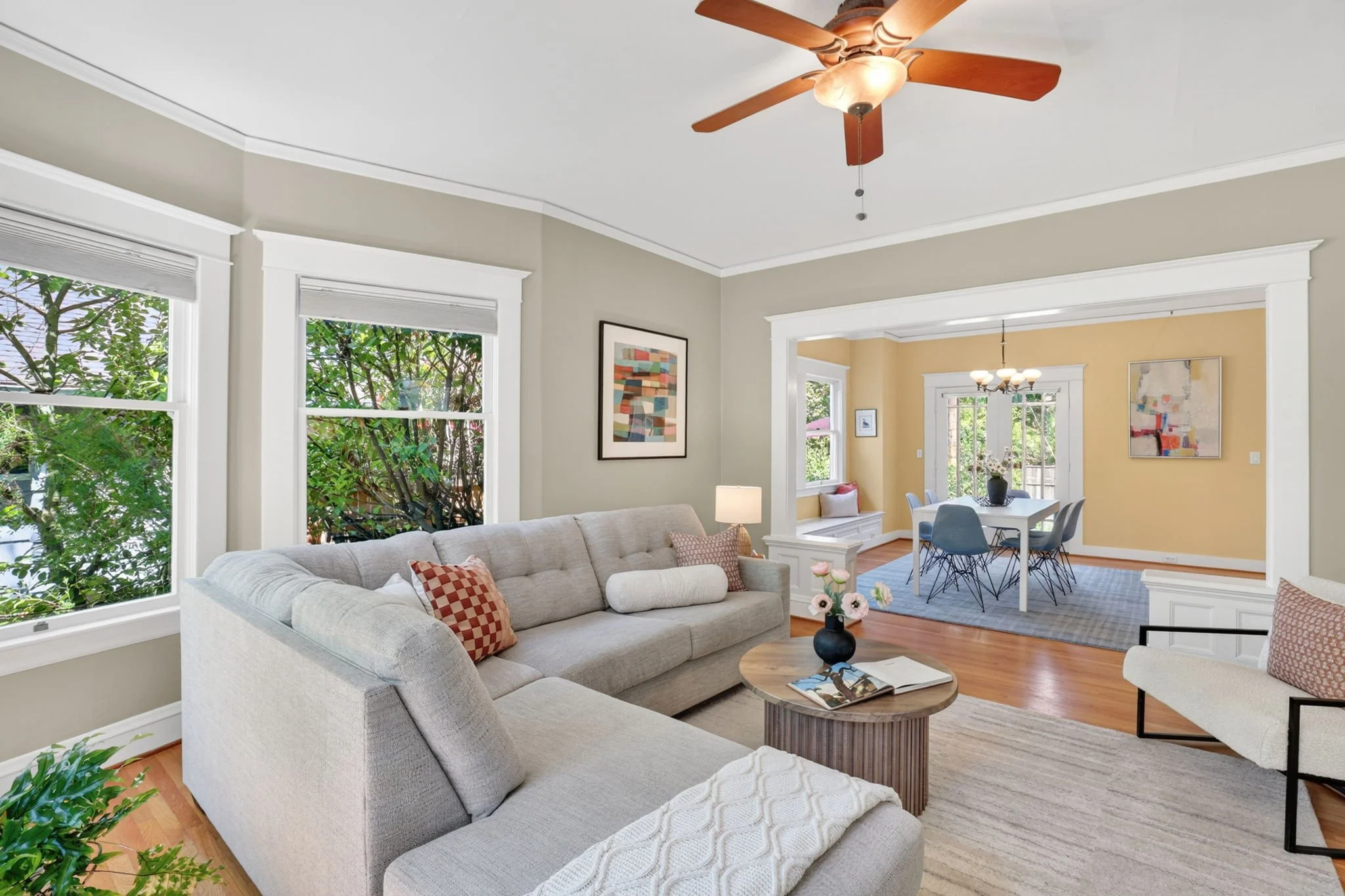 5742 N Commercial Ave-15.jpg