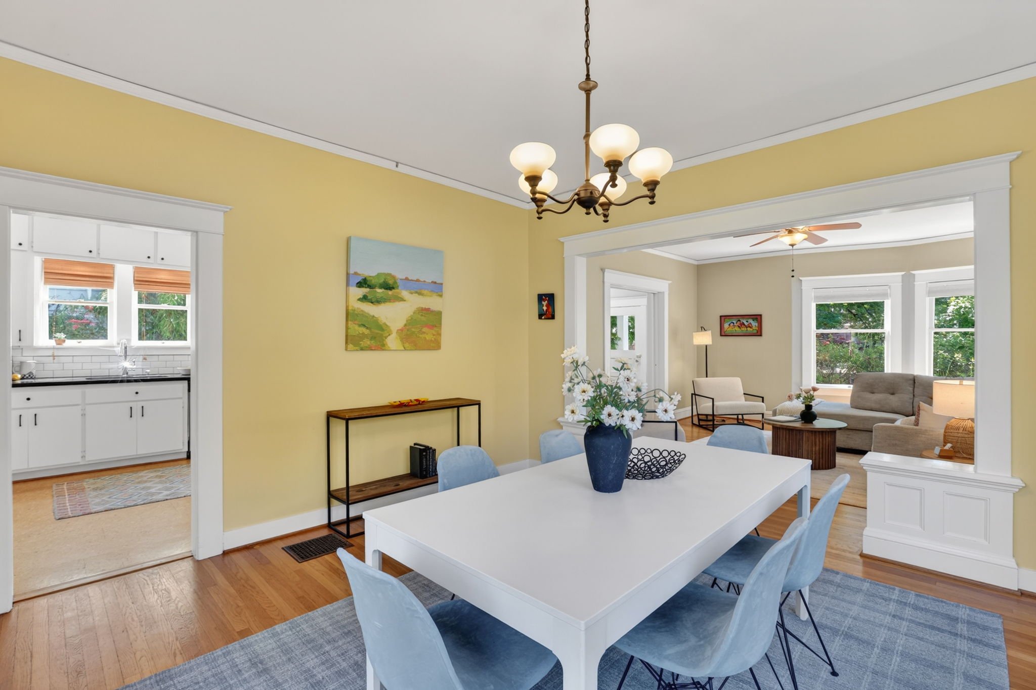 5742 N Commercial Ave-21.jpg