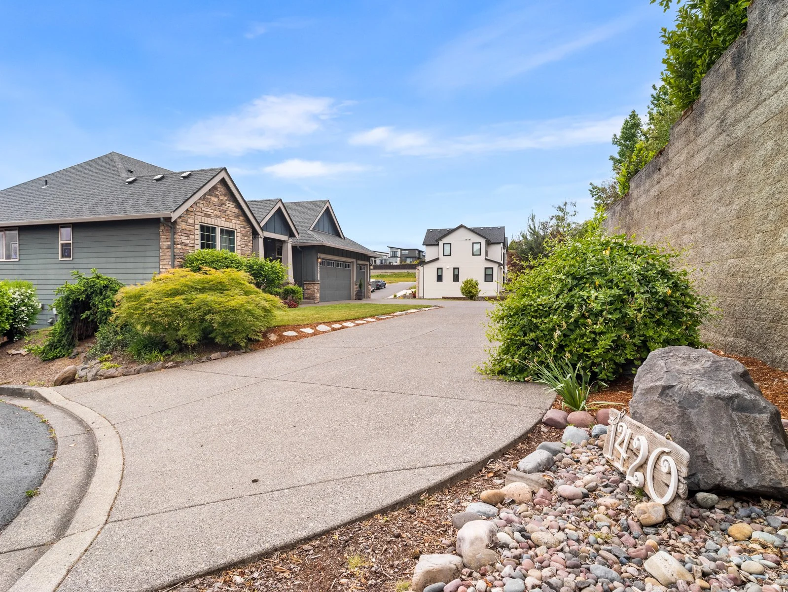 1420 NW Goodwin St-5.jpg